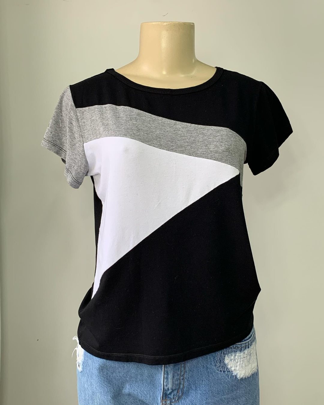 Blusa preto e branco